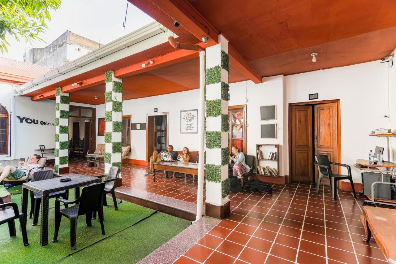 Capsule Hostel Guatemala City Exterior photo