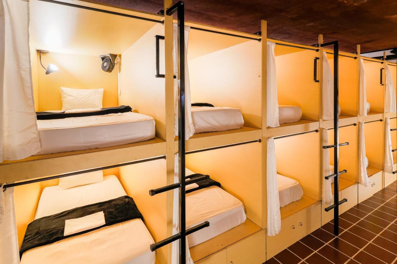 Capsule Hostel Guatemala City Exterior photo